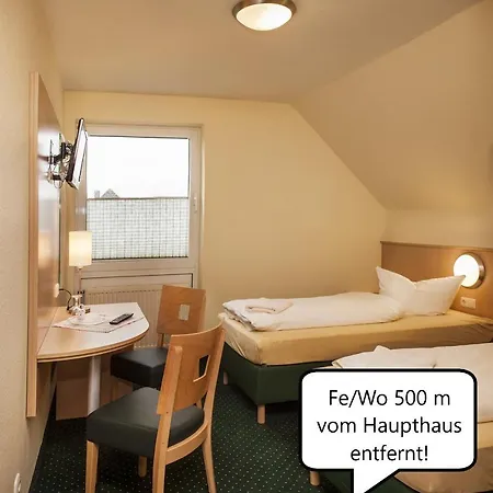 Gaestehaus Scharfe Kurve Hotell Lutzow