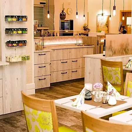 Hotell Gaestehaus Scharfe Kurve *