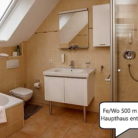 Gaestehaus Scharfe Kurve Hotell Lutzow